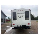 2013 Premier 30