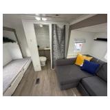 2004 Kingsport by Gulfstream 32
