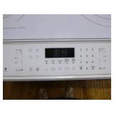 Frigidaire Gallery Glass Top Electric Stove