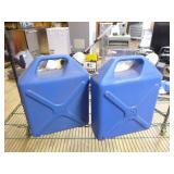 2 Water Containers