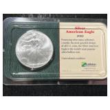 2002 AMERICAN SILVER EAGLE 1 TROY OZ .999 FINE SILVER IN CASE
