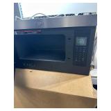$679 Whirlpool Flush Built-In Design 1.1-cu ft 1000-Watt 30-in Over-the-Range Microwave with Sensor Cooking (Fingerprint Resistant Stainless Steel)