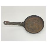 Set of 3 Antique Metal Cold Handle Cowboy Skillets/Frying Pans