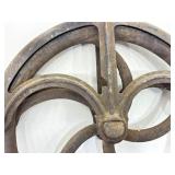 Antique 12" Cast Iron Barn/Well Pulley