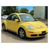 2006 VOLKSWAGEN NEW BEETLE 2.5 *2 Owner* (NO RESERVE)