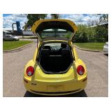 2006 VOLKSWAGEN NEW BEETLE 2.5 *2 Owner* (NO RESERVE)