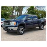 2010 GMC SIERRA 1500 SLE *4x4 | No Accidents Reported* (NO RESERVE)