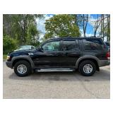 2000 FORD EXPLORER XLS *2 Owner | 85k Miles | 4x4 | No Accidents Reported* (NO RESERVE)