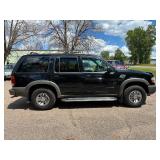 2000 FORD EXPLORER XLS *2 Owner | 85k Miles | 4x4 | No Accidents Reported* (NO RESERVE)