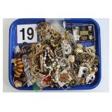 Lot of Miscellaneous Costume Jewelry