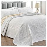 Qucover White Oversized King Bedspread, Soft Microfiber Lightweight California King Quilt, 3-Piece Ultrasonic Quilting Paisley Pattern Oversized King Quilt Sets with Shams, 128 x 120 Inches