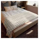 Cozy Lightweight Muslin 100% Cotton Blanket for Bed, Couch & Sofa, Summer Bedding Coverlet with Pattern,Camel, Queen 78