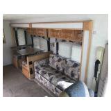 2003 Damon Daybreak 34