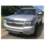 2011 Chevrolet Suburban 1500 4X4