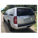 2011 Chevrolet Suburban 1500 4X4