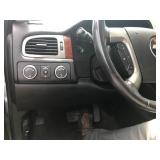2011 Chevrolet Suburban 1500 4X4