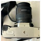 LRFE - Vintage Pentax ZX-5 35mm Film Camera With 28-70mm Lens