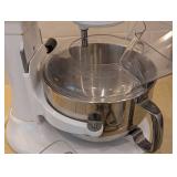 K - Stand Mixer - KitchenAid Professional 6 Bowl-Lift With Bowl, Shield & Attachments