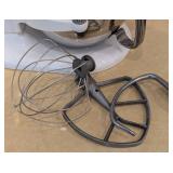 K - Stand Mixer - KitchenAid Professional 6 Bowl-Lift With Bowl, Shield & Attachments