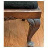 LR - Vintage Needlepoint Footstool Ottoman Carved Wood