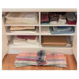 DR - Table Linens Mixed Lot Tablecloths Napkins & Placemats