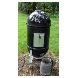 BY - Charcoal Smoker - Weber Smokey Mountain Cooker