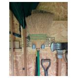 BY - Yard Tools & Rakes Mixed Lot