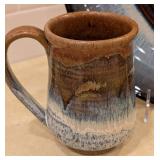 O - Stoneware Mug & Platter Mixed Lot