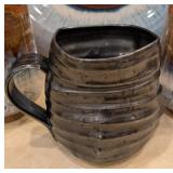 O - Stoneware Mug & Platter Mixed Lot
