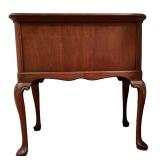 LBR1 - Vintage Maple Nightstand Two-Drawer Bedside Table
