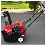 G - Snowblower - Toro CCR 2000 4.5 HP Model 38180