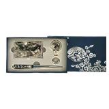 LLFR - Mother of Pearl Inlay Korean Gift Set Crane & Pine Tree