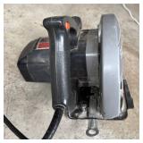 G - Circular Saw - Skilsaw 5250 With Blades