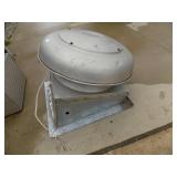 Roof/wall Exhaust Fan (works) 26"x26"