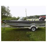 1995 Alumacraft Phantom F/S, Mercury 150hp, Shorlander roller trailer (Remarkably clean boat)