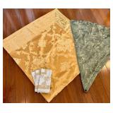 Galbraith & Paul Pillow Covers, Pillows, Tablecloths & Napkins Mixed Lot