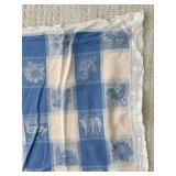 Blue & White Linen Tablecloth & Napkins Mixed Lot