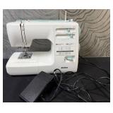 Kenmore 385.16221301 Sewing Machine With Case & Pedal