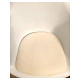 White Molded Plastic Rolling Chair & Five-Head Floor Lamp Mixed Lot