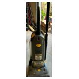 Eureka the Boss SmartVac 70775A Upright Vacuum