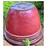 Burgundy Planter Pots (Lot of 4) SEE ALL PHOTOS