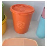 Tupperware Storage Containers & Tumblers (Lot of 8)