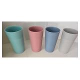 Tupperware Storage Containers & Tumblers (Lot of 8)