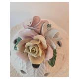 Decorative Porcelain Collectibles & Lighted Rose Lamp Mixed Lot