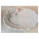 Decorative Porcelain Collectibles & Lighted Rose Lamp Mixed Lot