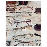 Mixed Lot of Eyeglass, Sunglasses & Cases - 1 Panama Jack