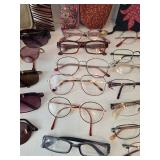 Mixed Lot of Eyeglass, Sunglasses & Cases - 1 Panama Jack