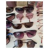 Mixed Lot of Eyeglass, Sunglasses & Cases - 1 Panama Jack