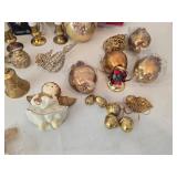 Mixed Holiday Ornament Assortment With Carlon Candles & Brass Lamps