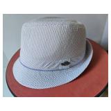 Lot of 5 Straw & Fedora Hats w/Peck & Peck Hat Box